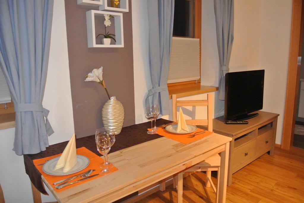 Studio Schwarzenauer Apartment อัลพ์บาค ภายนอก รูปภาพ